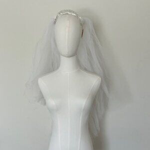 NWT Gisselle Wedding Tiara Rhinestone Headpiece White Veil